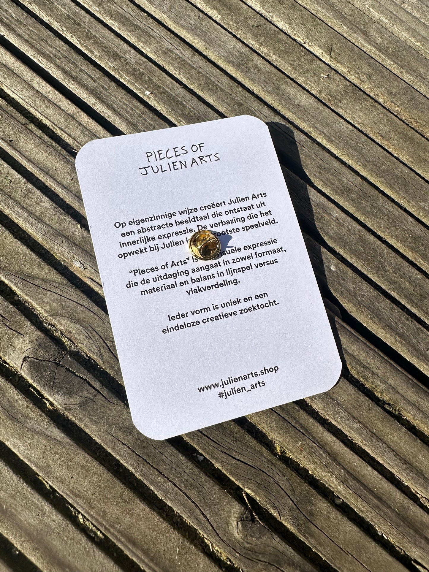 Pins of Arts