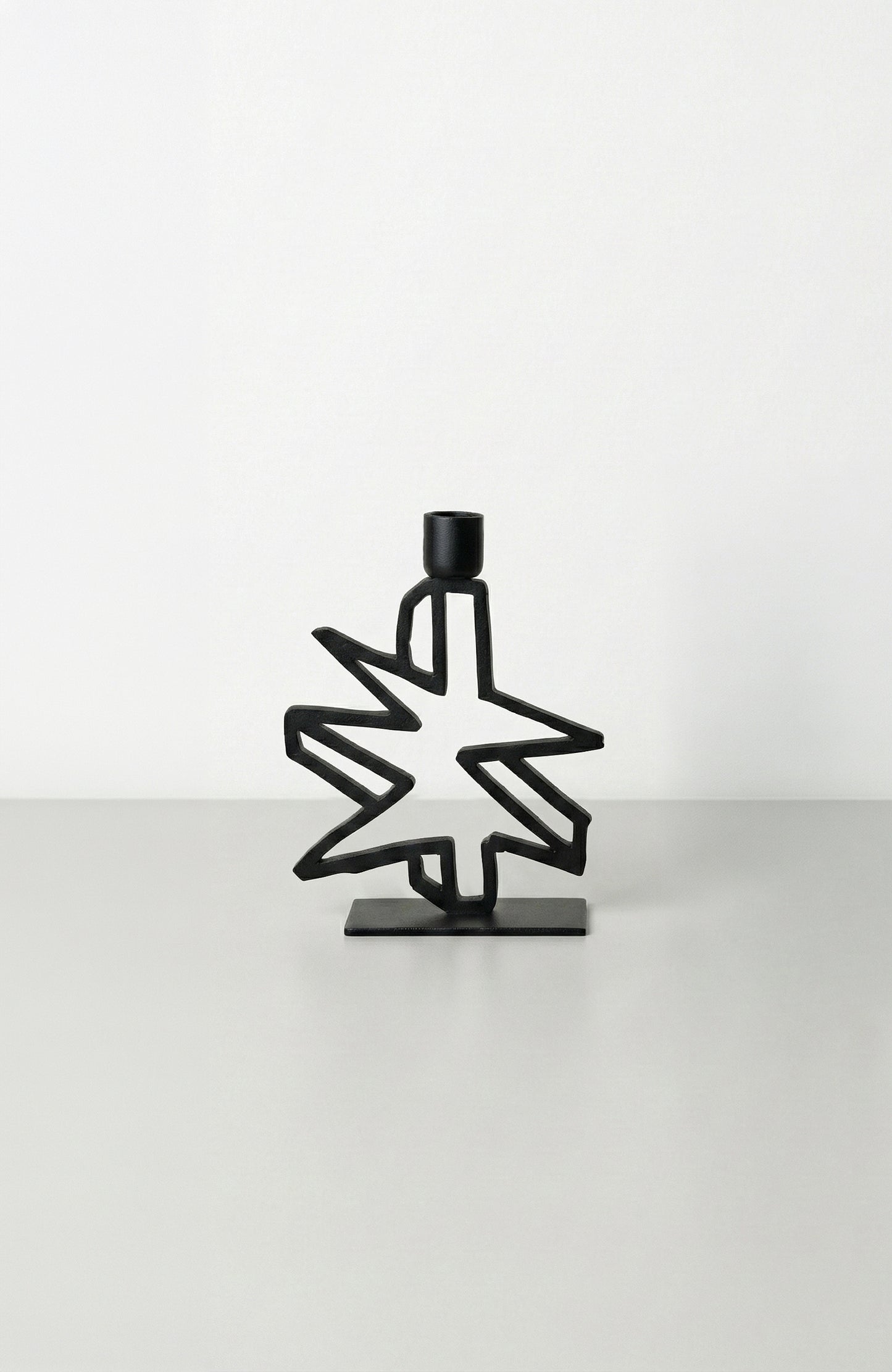 Kandelaar of Arts - 01